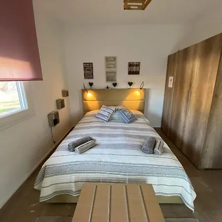 Casa Annie Hébergement de vacances Loutráki